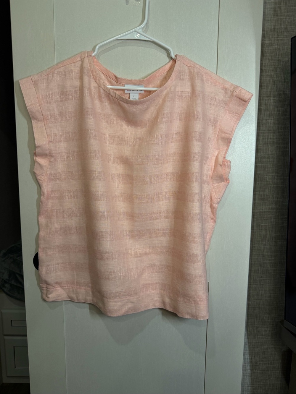 Liz Claiborne Peach Textured Cap Sleeve Blouse